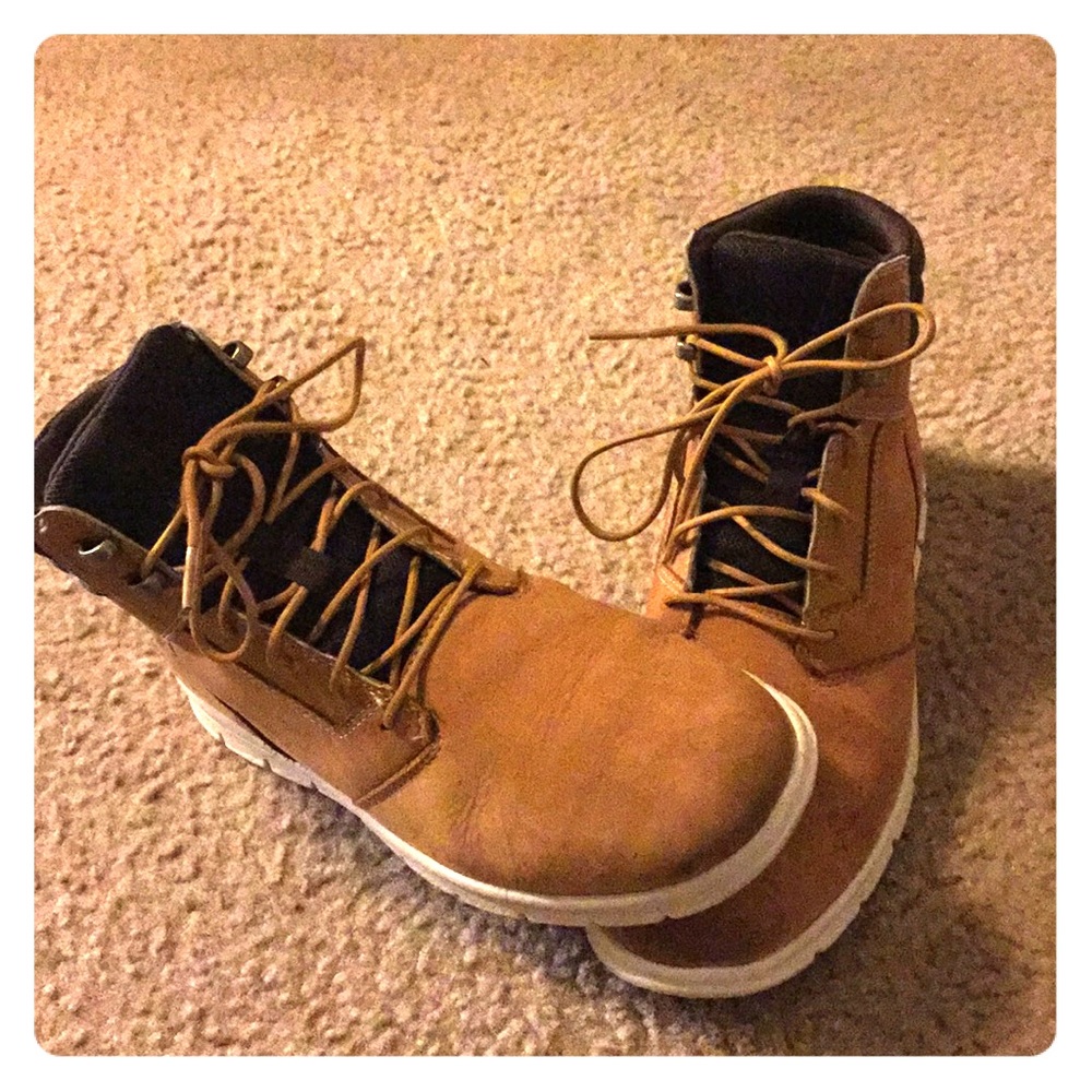 High top Timberlands